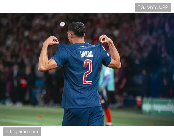 阿什拉夫2025赛季助攻创纪录,传球能力闪耀赛场