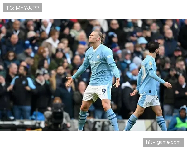 哈兰德与阿尔瓦雷斯轮换出击,助力曼城持续领跑争冠行列